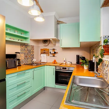 Modern 2br Balcony Ac 15 Min To Cascais Appartement